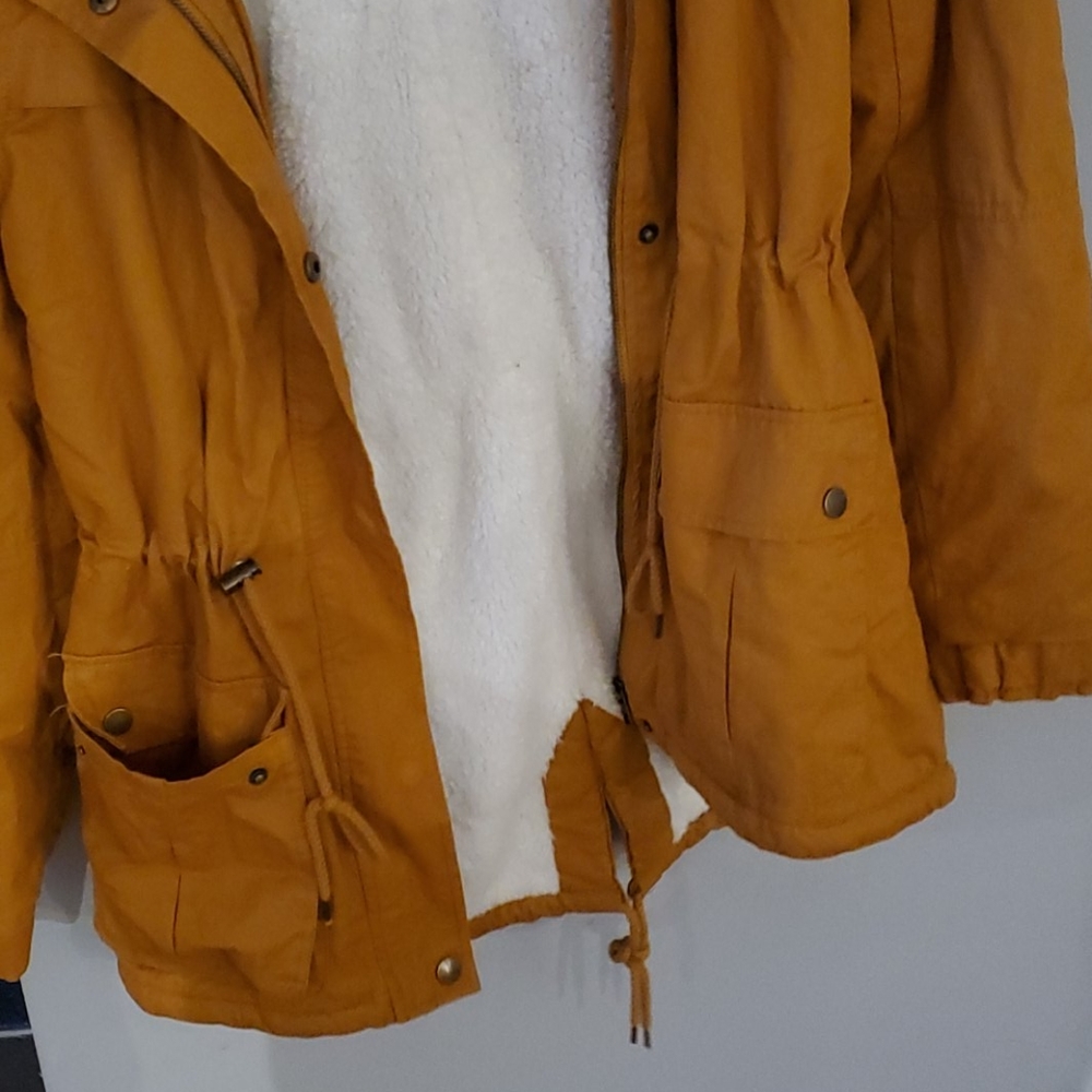 Fall coat - Picture 4 of 4